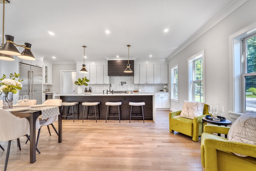 40 Lake Drive Needham, MA 02492 - Photo 3 of 34