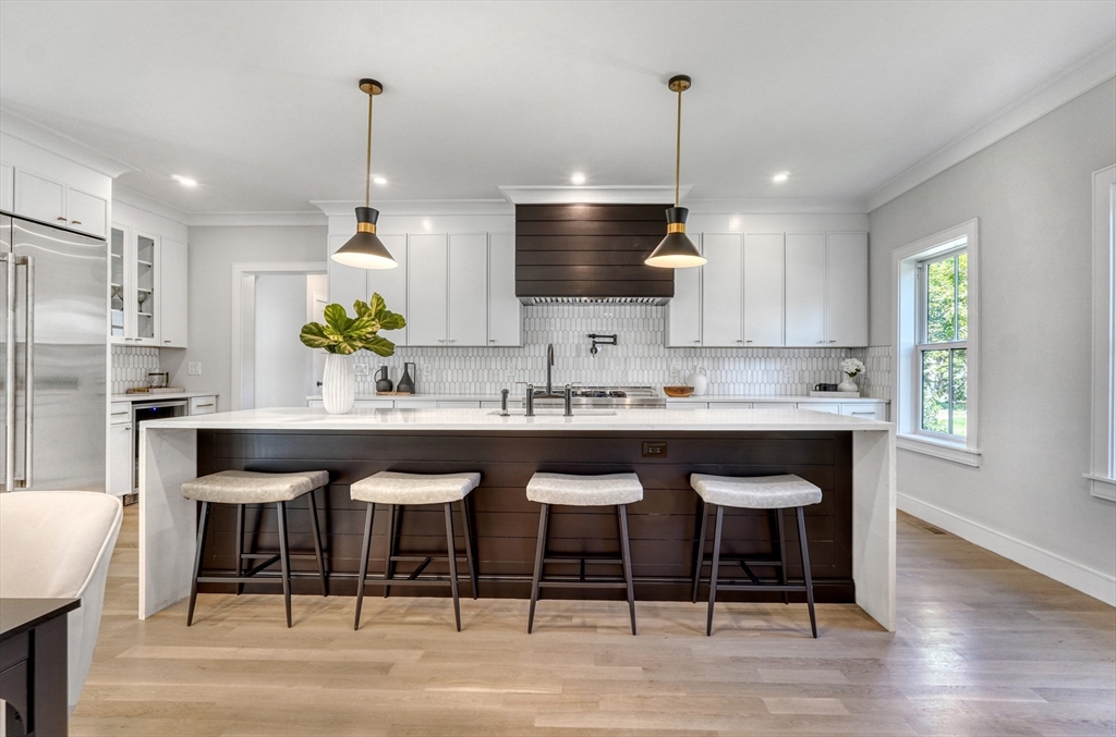 40 Lake Drive Needham, MA 02492 - Photo 6 of 34