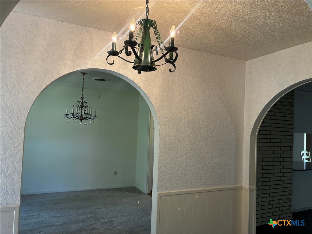 104 Skipcha Trail Lampasas, TX 76550 - Photo 11 of 40
