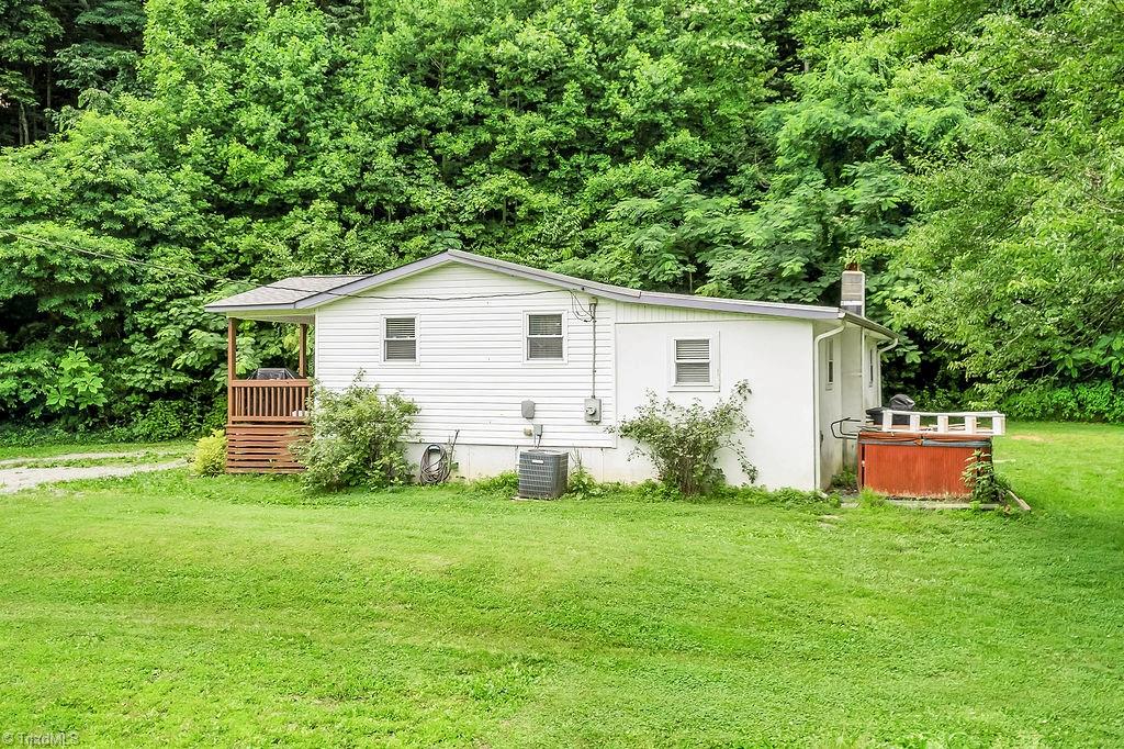 5148 Haystack Road Mount Airy, NC 27030 - Photo 8 of 48 Gallery Image 8