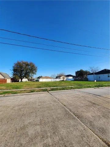 $50,000 | 3013 Lyndell Drive, Chalmette, LA 70043