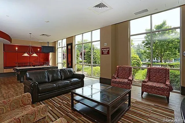 $2,650 | 300 Mamaroneck Avenue, Unit 514, White Plains, NY 10605