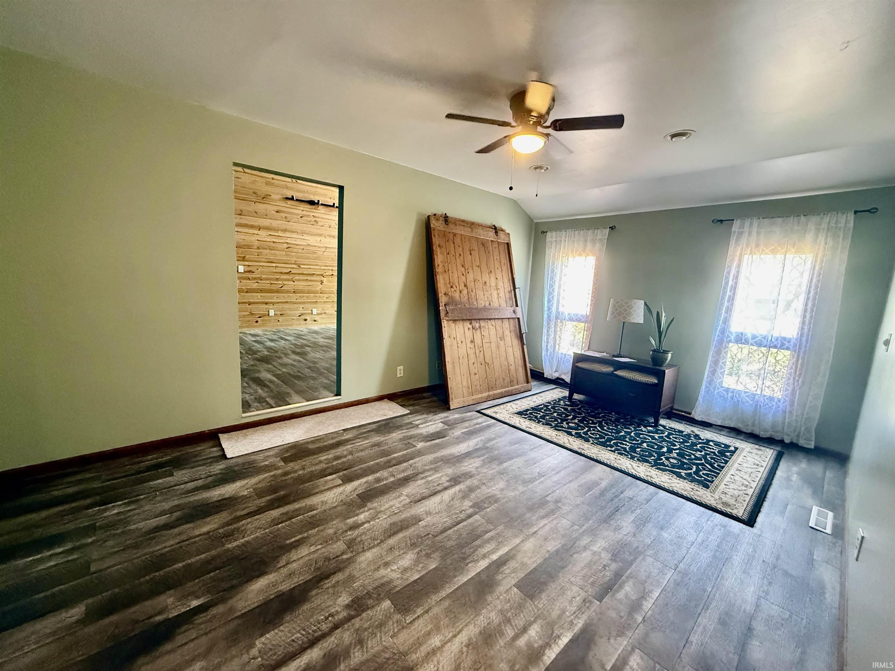 471 48 East Winamac, IN 46996 - Photo 5 of 33