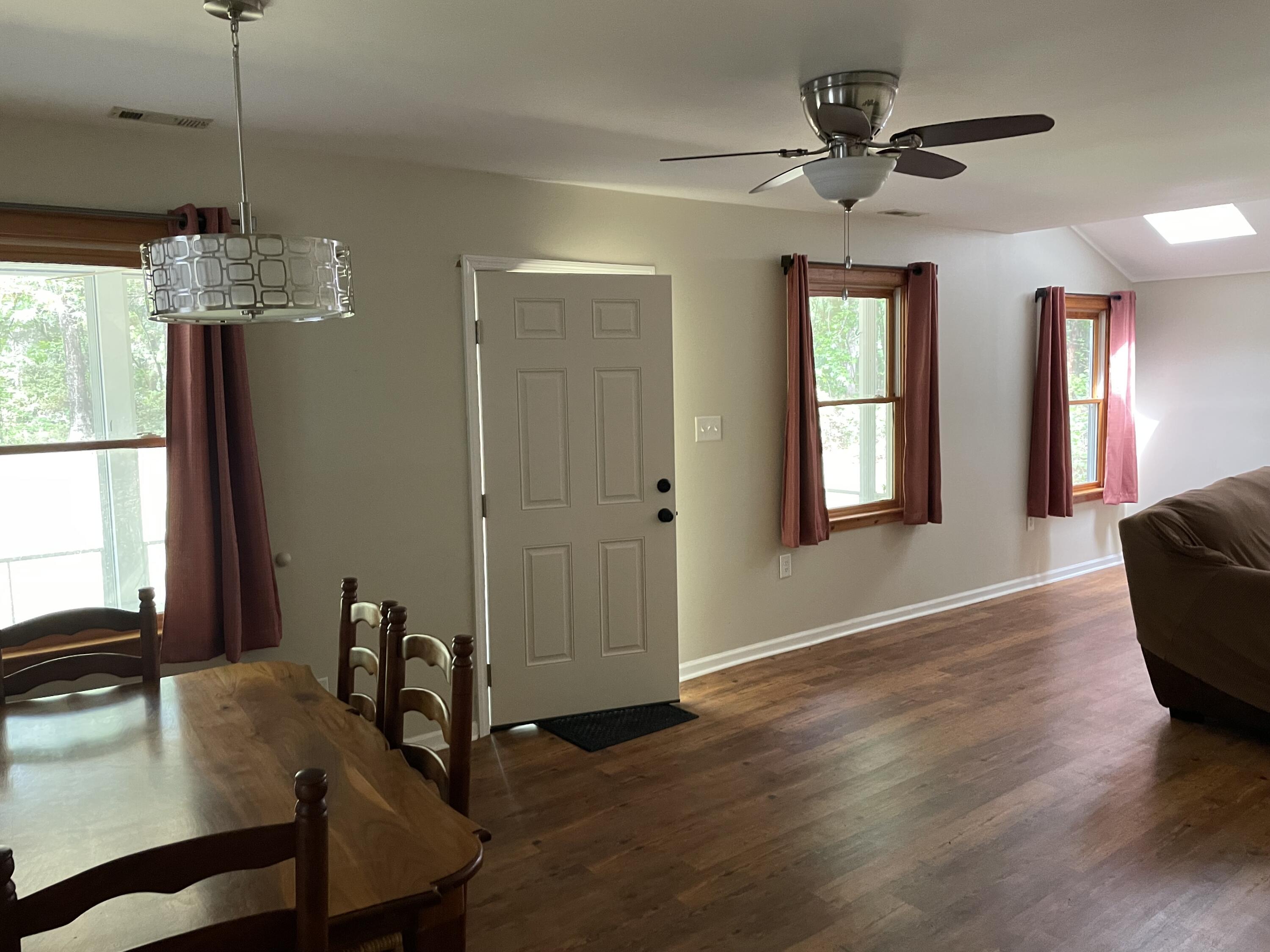 10092 Hercules Road McClellanville, SC 29458 - Photo 3 of 13 IMG_1851