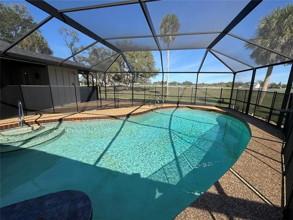 $5,245 | 3705 Torrey Pines Boulevard, Sarasota, FL 34238