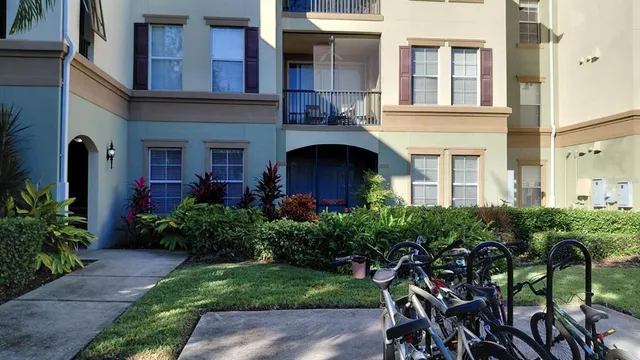 $2,150 | 11564 Mizzon Drive, Unit 104, Windermere, FL 34786
