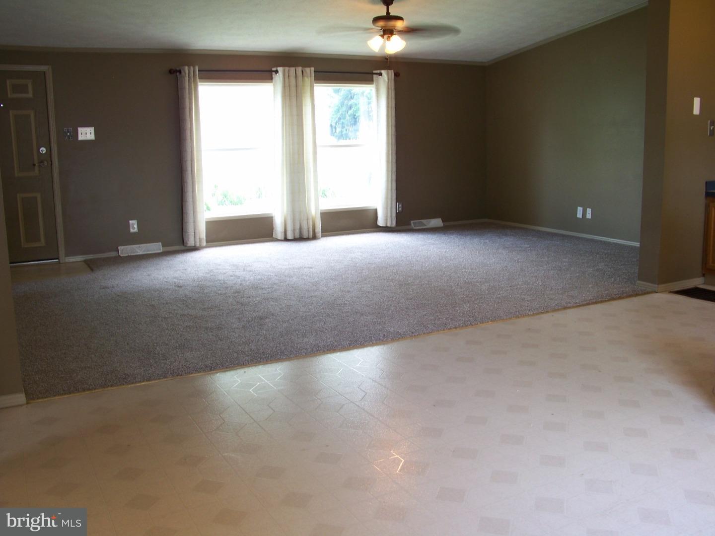 411 Ford Hook Road Doylestown, PA 18901 - Photo 7 of 25 Living Room