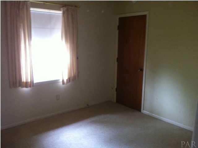8380 Banberry Road Pensacola, FL 32514 - Photo 15 of 24 Gallery Image 15