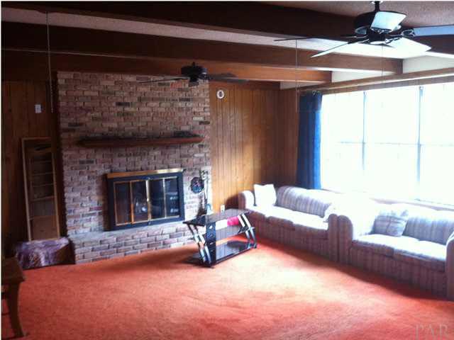 8380 Banberry Road Pensacola, FL 32514 - Photo 5 of 24 Gallery Image 5
