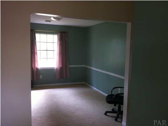 8380 Banberry Road Pensacola, FL 32514 - Photo 7 of 24 Gallery Image 7