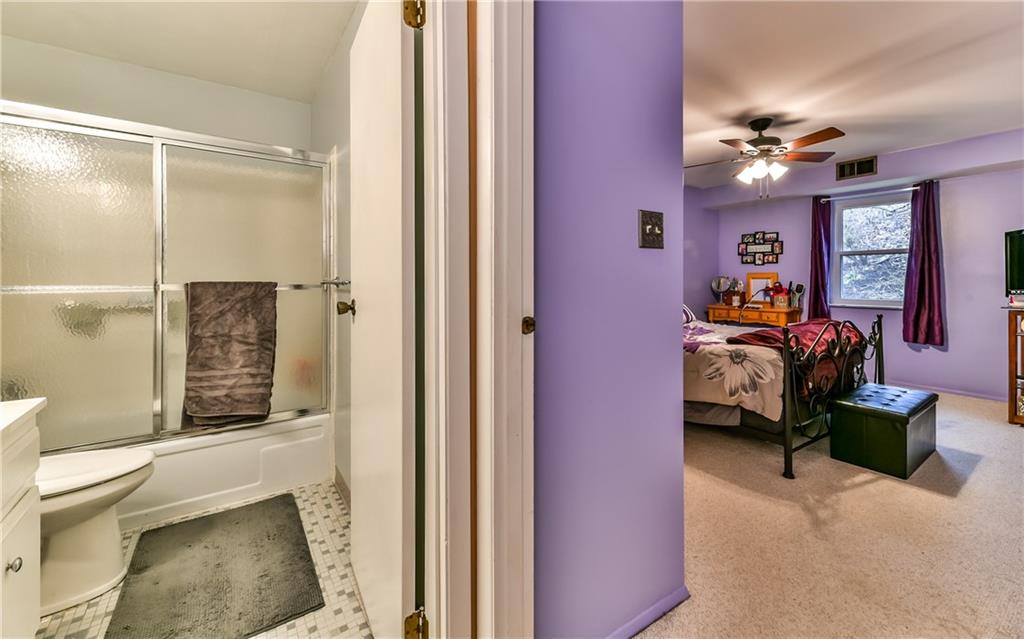 553 Sloop Road, Unit 28 Pittsburgh, PA 15237 - Photo 13 of 22 The bath and bedroom are nice and close to the main living space.