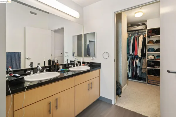 $830,000 | 311 2nd Street, Unit 511, Oakland, CA 94607
