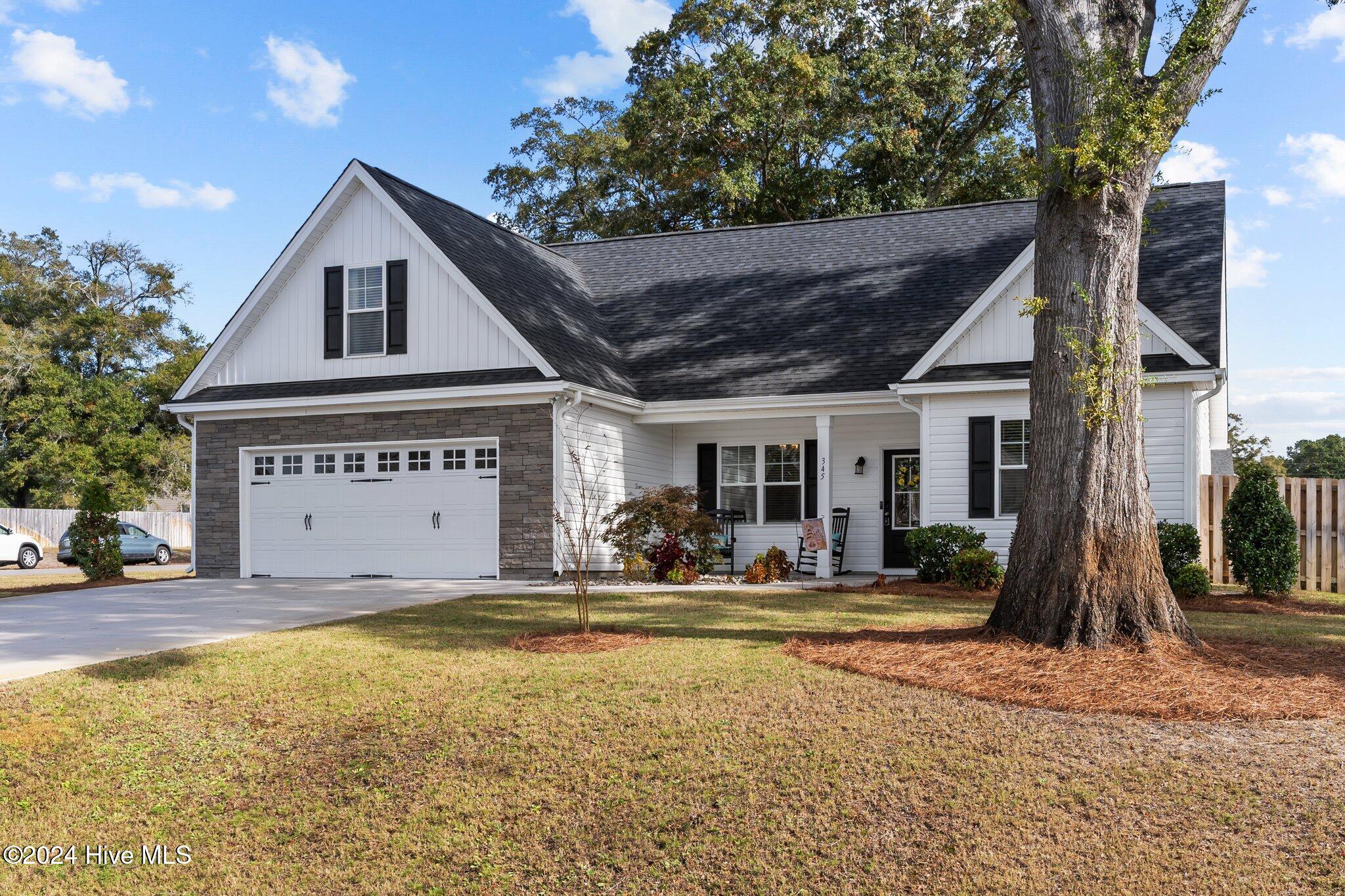 345 Darel Street Rocky Point, NC 28457 - Photo 2 of 48 1-web-or-mls-BTS04341