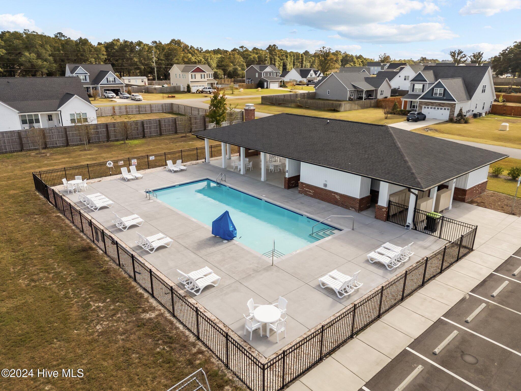 345 Darel Street Rocky Point, NC 28457 - Photo 46 of 48 58-web-or-mls-DJI_20241104125313_0087_D