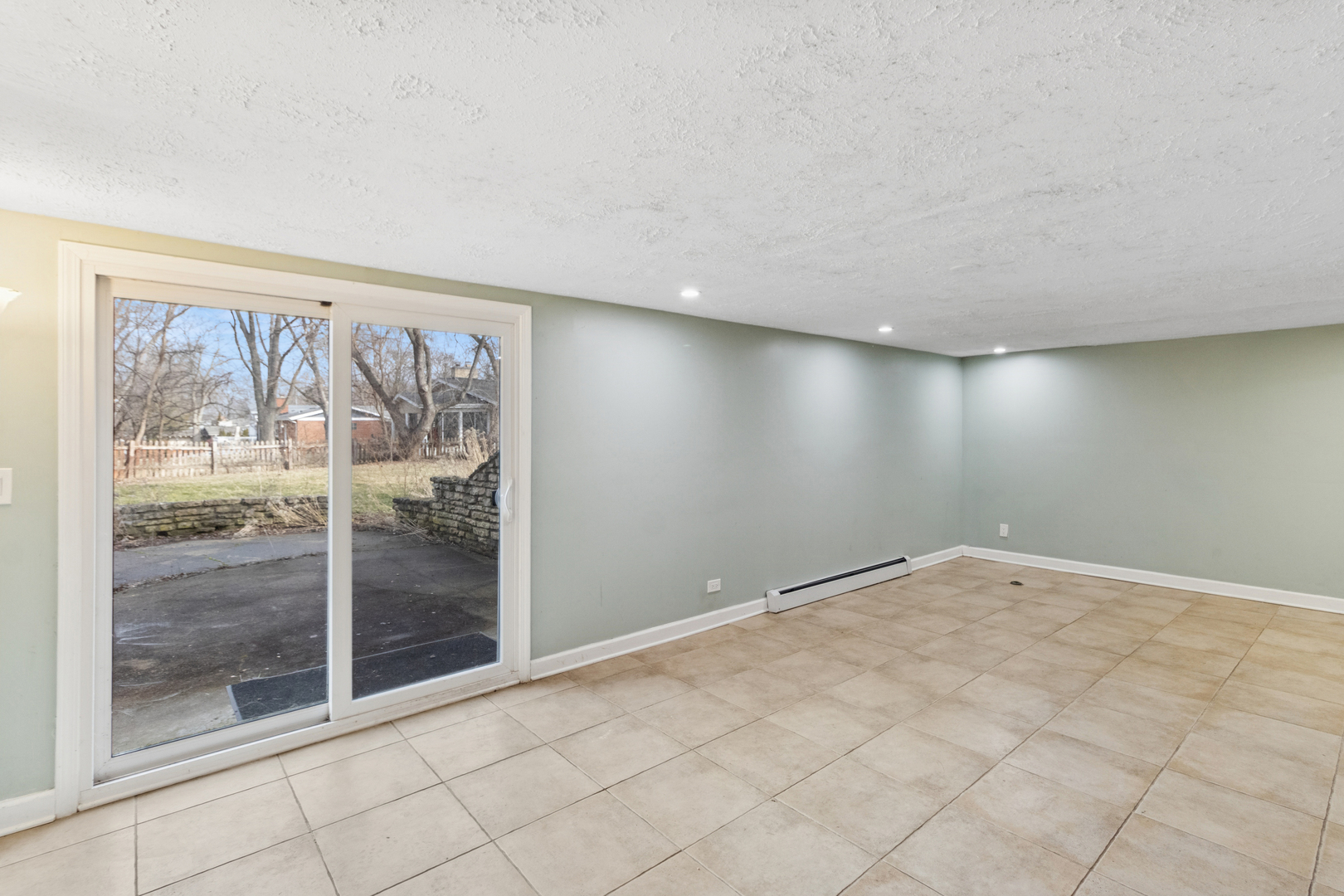 902 East Main Street Barrington, IL 60010 - Photo 21 of 33 a view of an empty room with a window