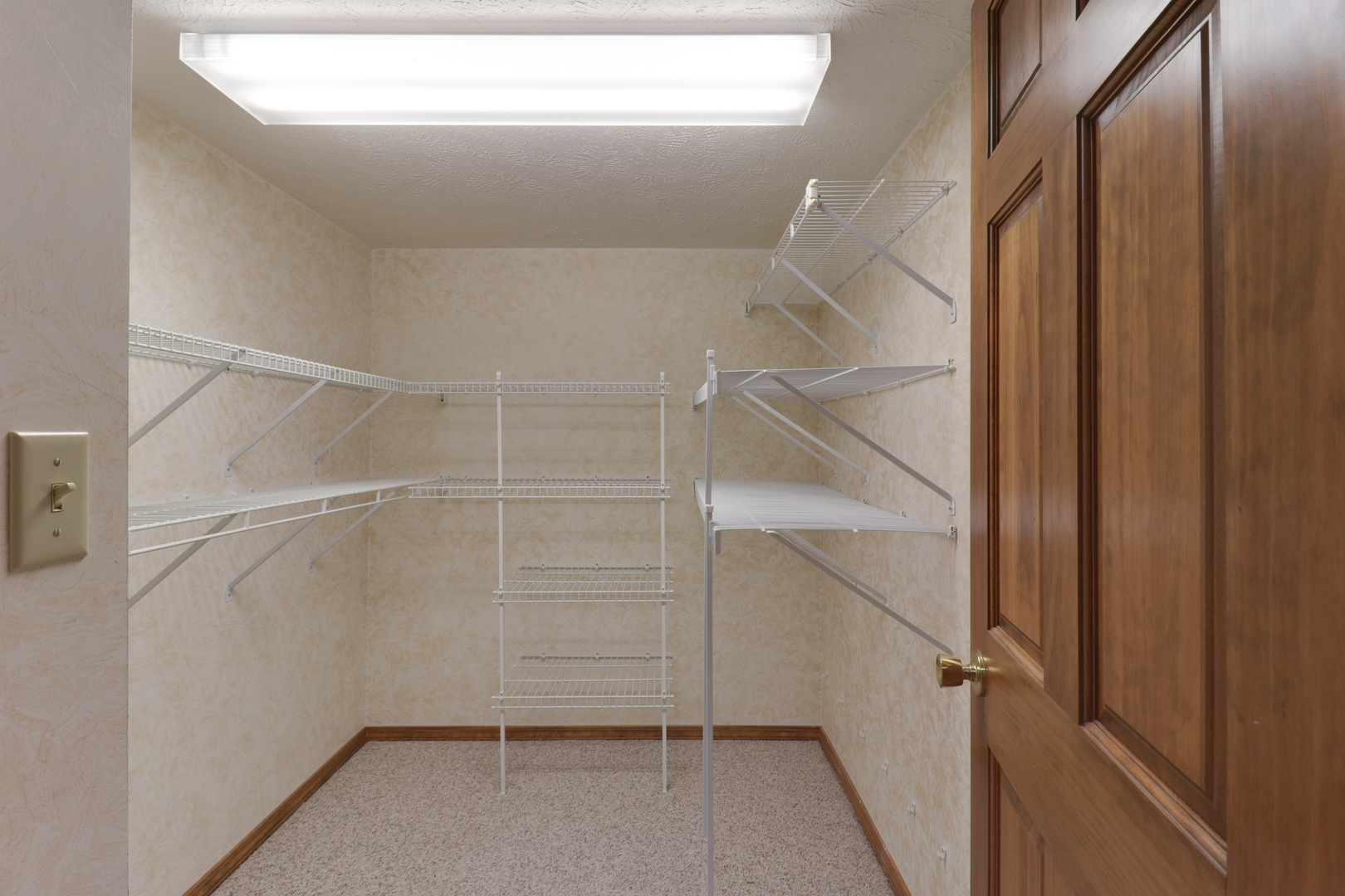 2502 Park Ridge Road Bloomington, IL 61704 - Photo 39 of 48 Gallery Image 39