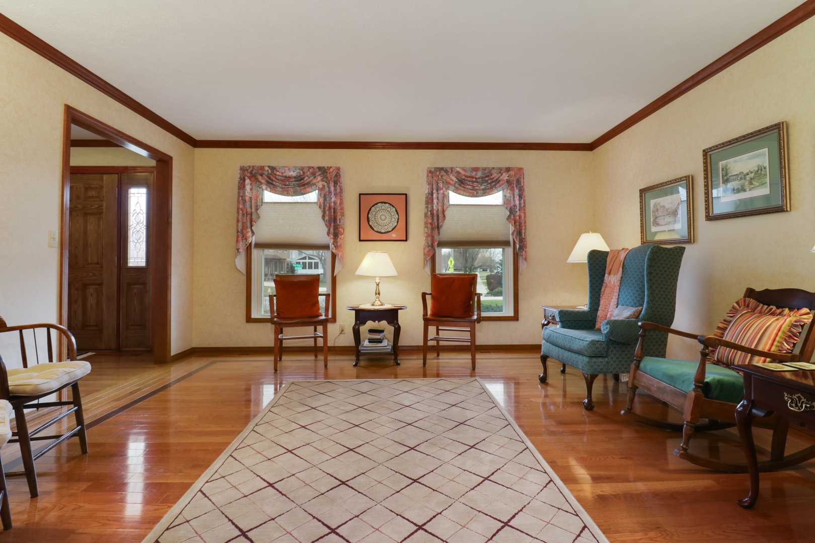 2502 Park Ridge Road Bloomington, IL 61704 - Photo 4 of 48 Gallery Image 4