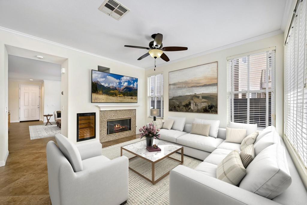 12204 Pepper Tree Lane Poway, CA 92064 - Photo 3 of 39 https://zimg.paragon.ice.com/ParagonImages/Property/PP/CR/400106742/1/533/400/1c95d940b2732400f542ab