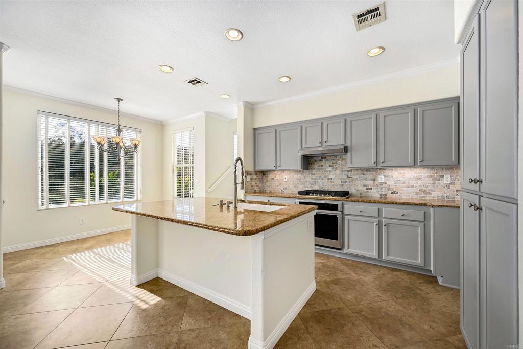 12204 Pepper Tree Lane Poway, CA 92064 - Photo 5 of 39