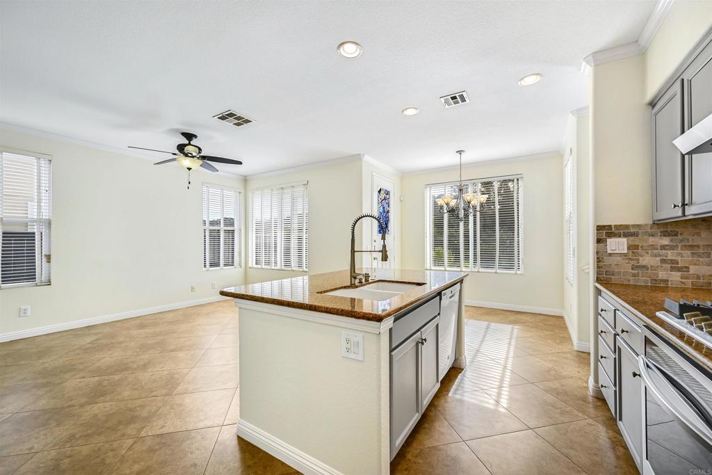 12204 Pepper Tree Lane Poway, CA 92064 - Photo 7 of 39