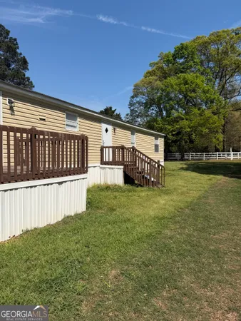 $117,000 | 405 Windsor Parkway, Unit 405W, Hampton, GA 30228