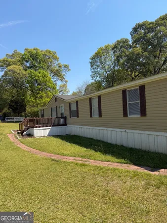 $117,000 | 405 Windsor Parkway, Unit 405W, Hampton, GA 30228