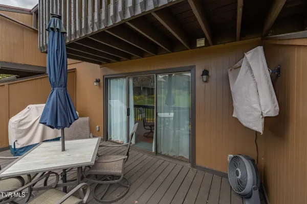 $284,900 | 548 Fleetwood Drive, Unit D, Kingsport, TN 37660