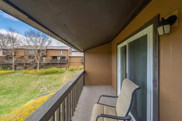 $284,900 | 548 Fleetwood Drive, Unit D, Kingsport, TN 37660