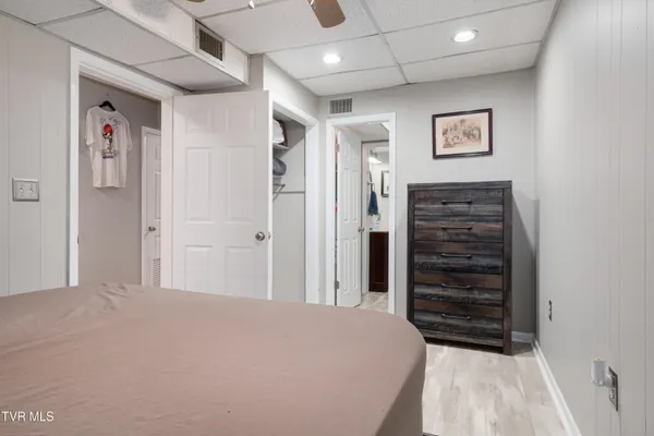 $284,900 | 548 Fleetwood Drive, Unit D, Kingsport, TN 37660