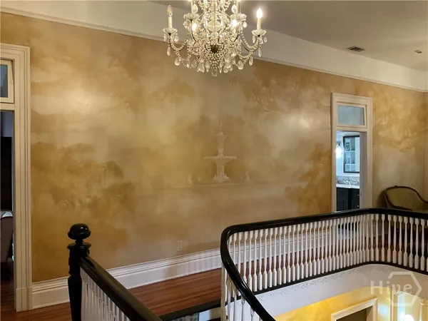 $7,500 | 920 East Victory Drive, Savannah, GA 31401