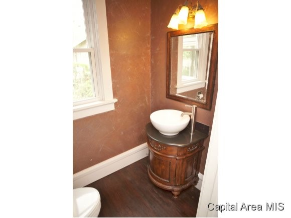304 North Main Street Athens, IL 62613 - Photo 12 of 21 Gallery Image 12