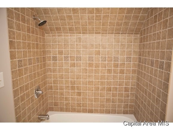 304 North Main Street Athens, IL 62613 - Photo 20 of 21 Gallery Image 20