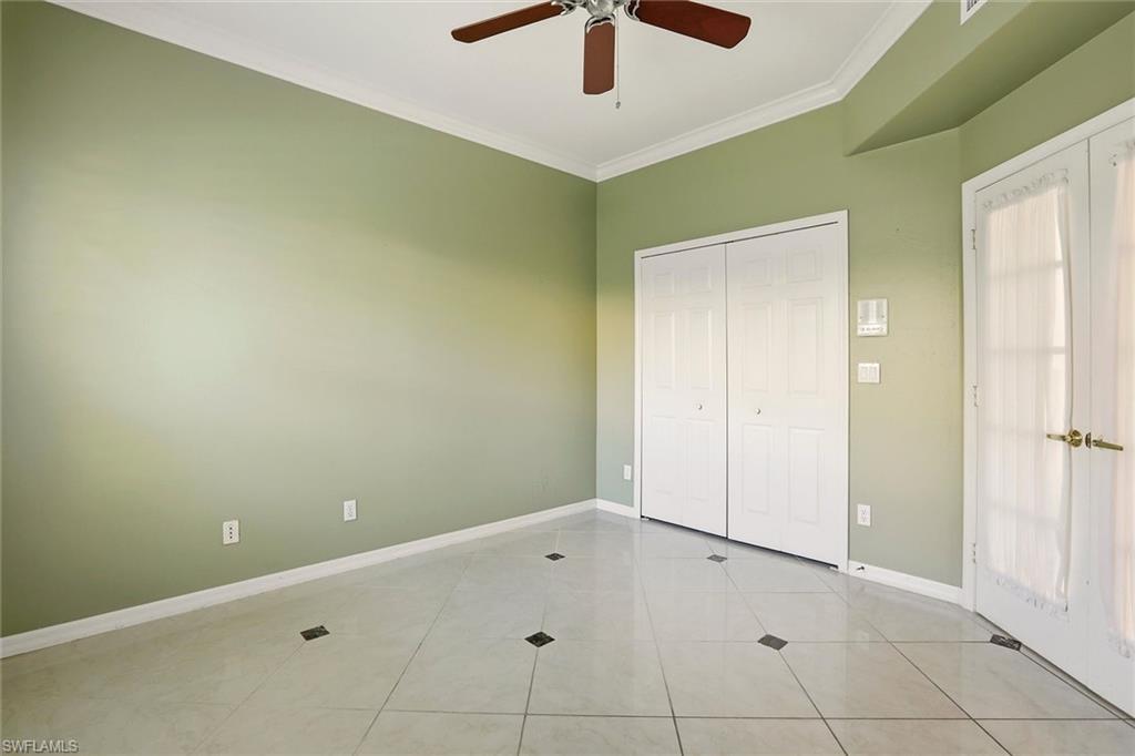 1717 Marsh Run Naples, FL 34109 - Photo 11 of 32