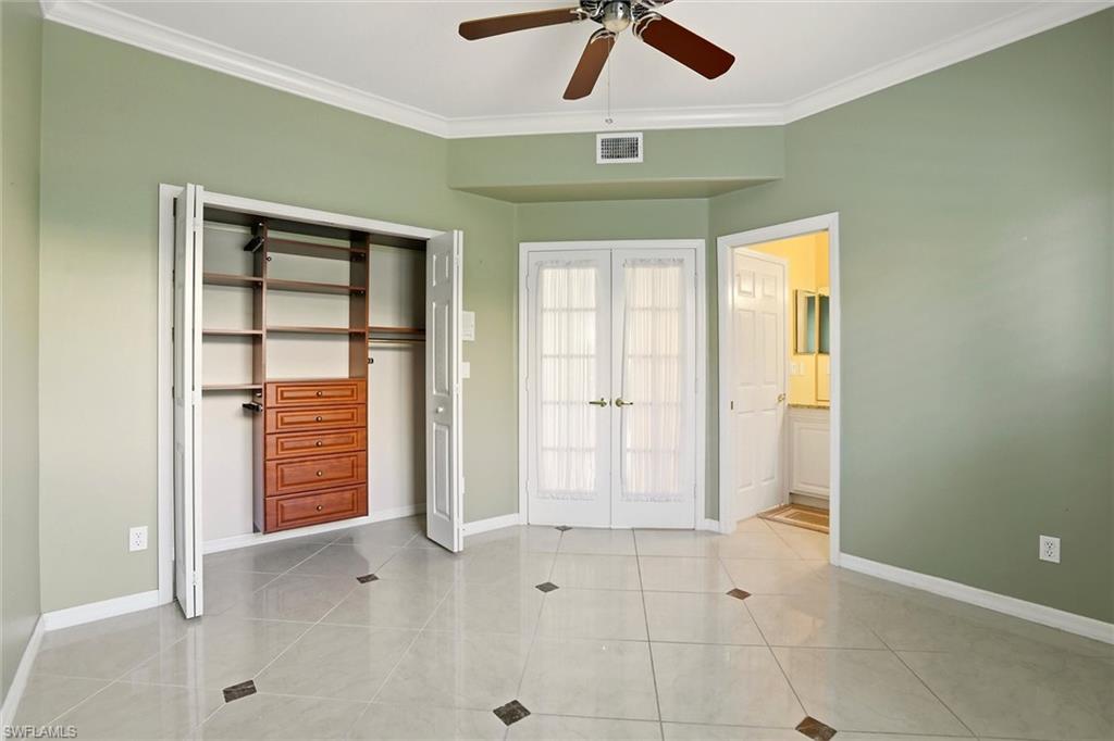 1717 Marsh Run Naples, FL 34109 - Photo 12 of 32