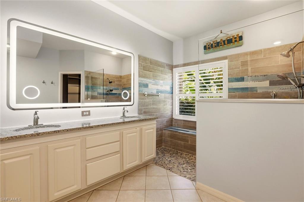 1717 Marsh Run Naples, FL 34109 - Photo 15 of 32