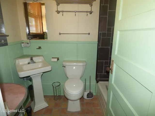 $650 | 420 Howe Street, McComb, MS 39648