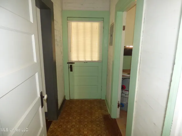 $650 | 420 Howe Street, McComb, MS 39648