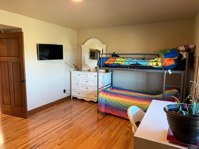 $540,000 | 509 West Farm Street, Saratoga, WY 82331