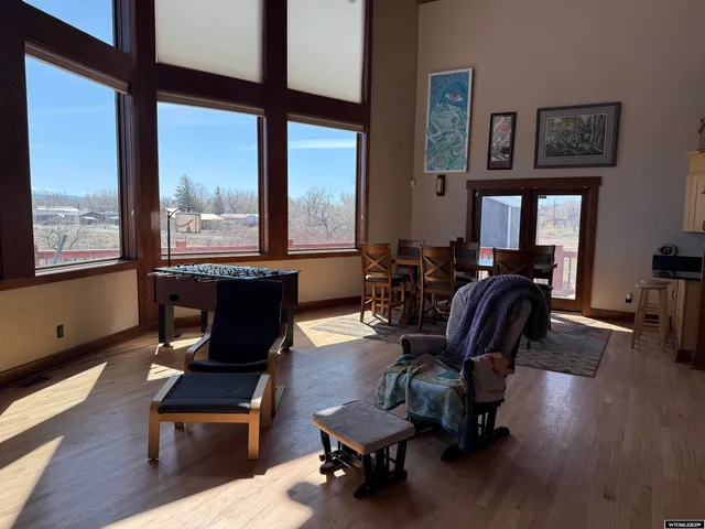 $540,000 | 509 West Farm Street, Saratoga, WY 82331