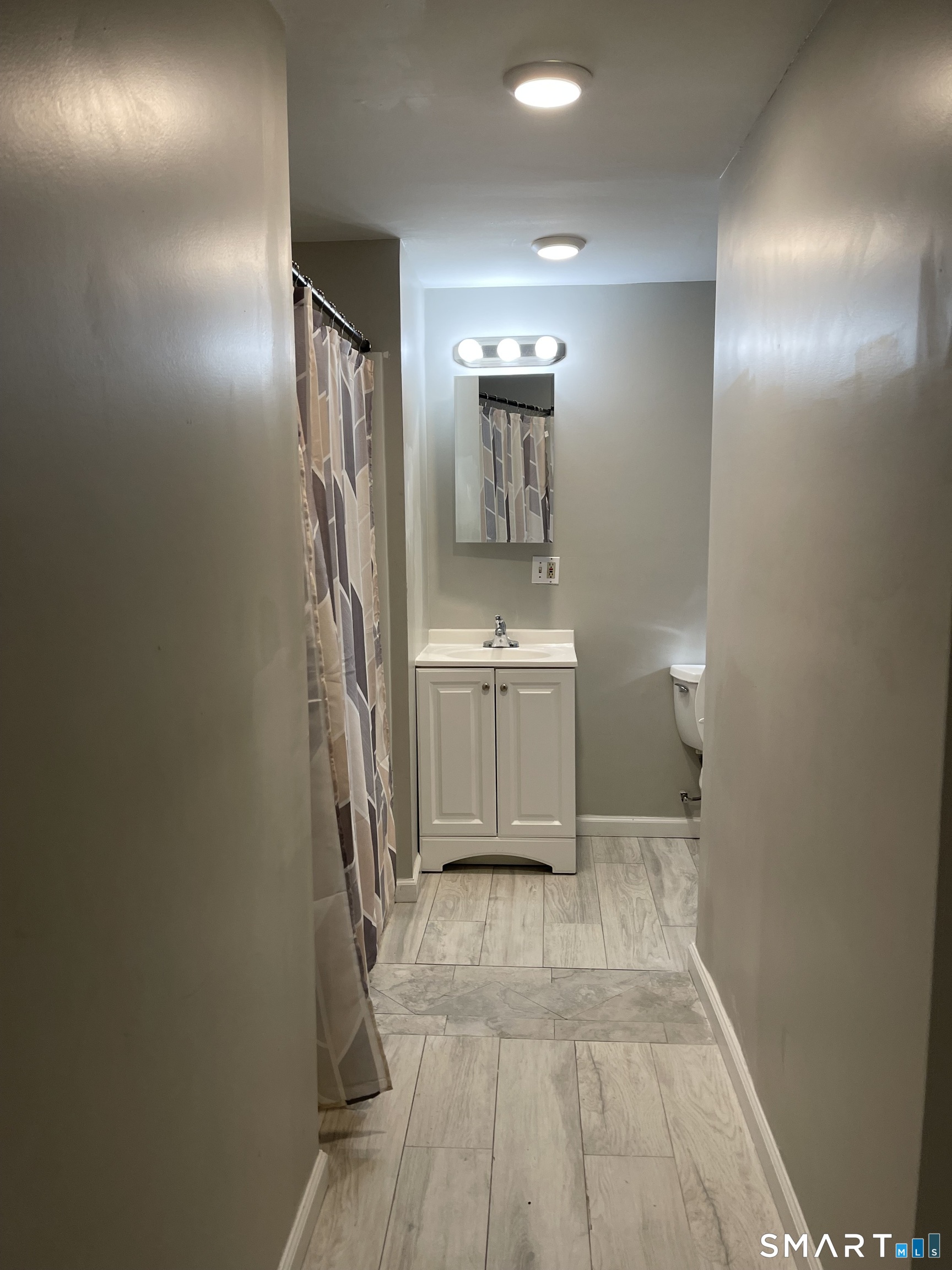 98 Carroll Street Naugatuck, CT 06770 - Photo 19 of 24