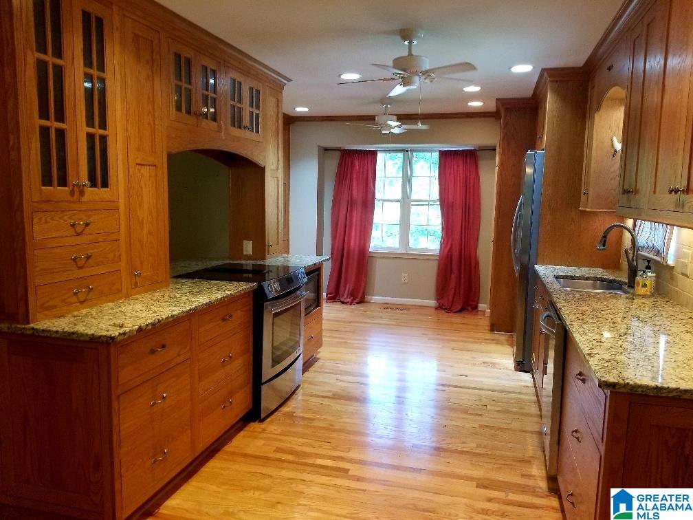 112 Forest Ridge Road Alabaster, AL 35114 - Photo 2 of 28