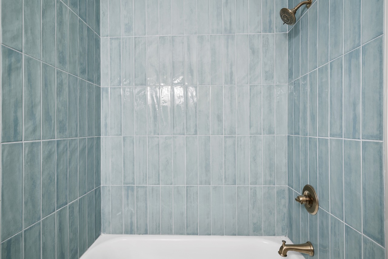 209 Stable Road Franklin, TN 37069 - Photo 14 of 25 a bathroom with a shower