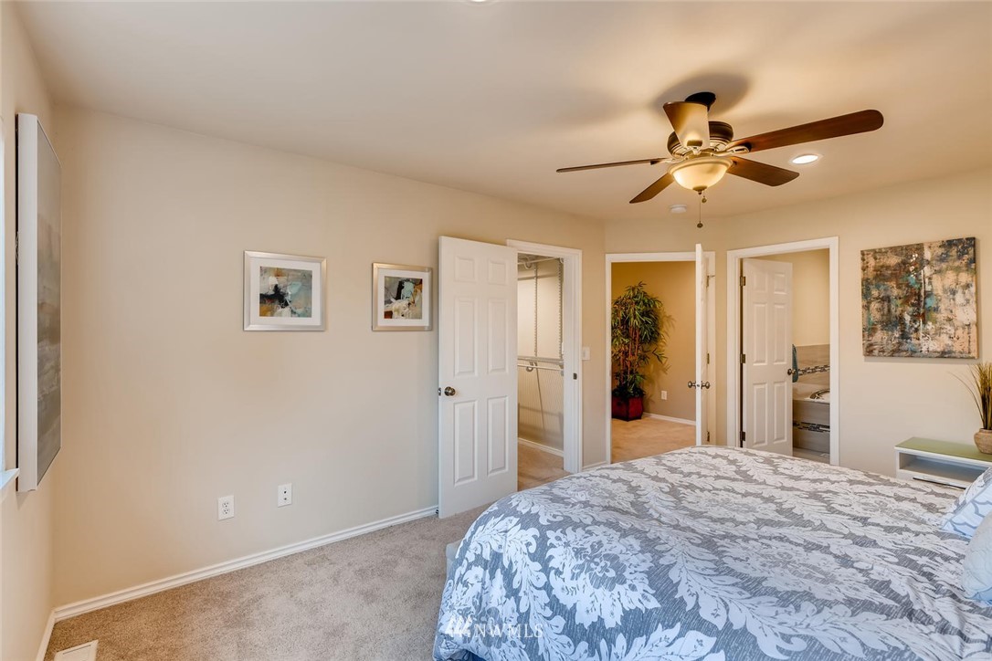 17533 110 Lane Southeast, Unit 17 Renton, WA 98055 - Photo 15 of 25 Gallery Image 15