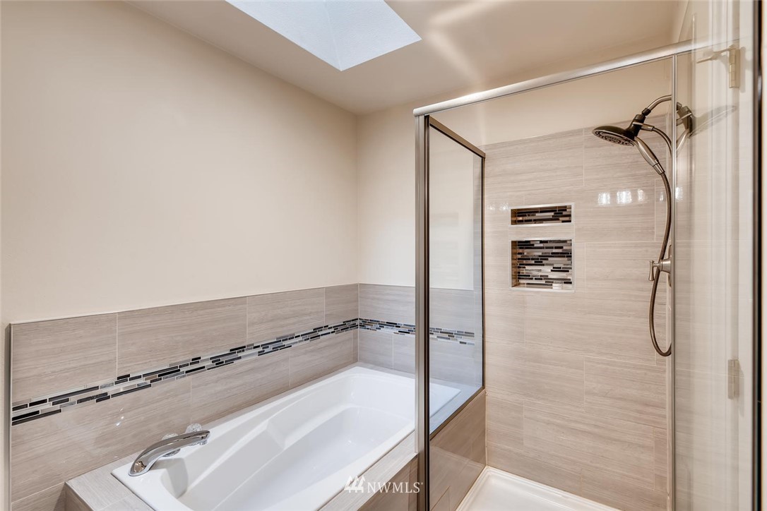 17533 110 Lane Southeast, Unit 17 Renton, WA 98055 - Photo 17 of 25 Gallery Image 17