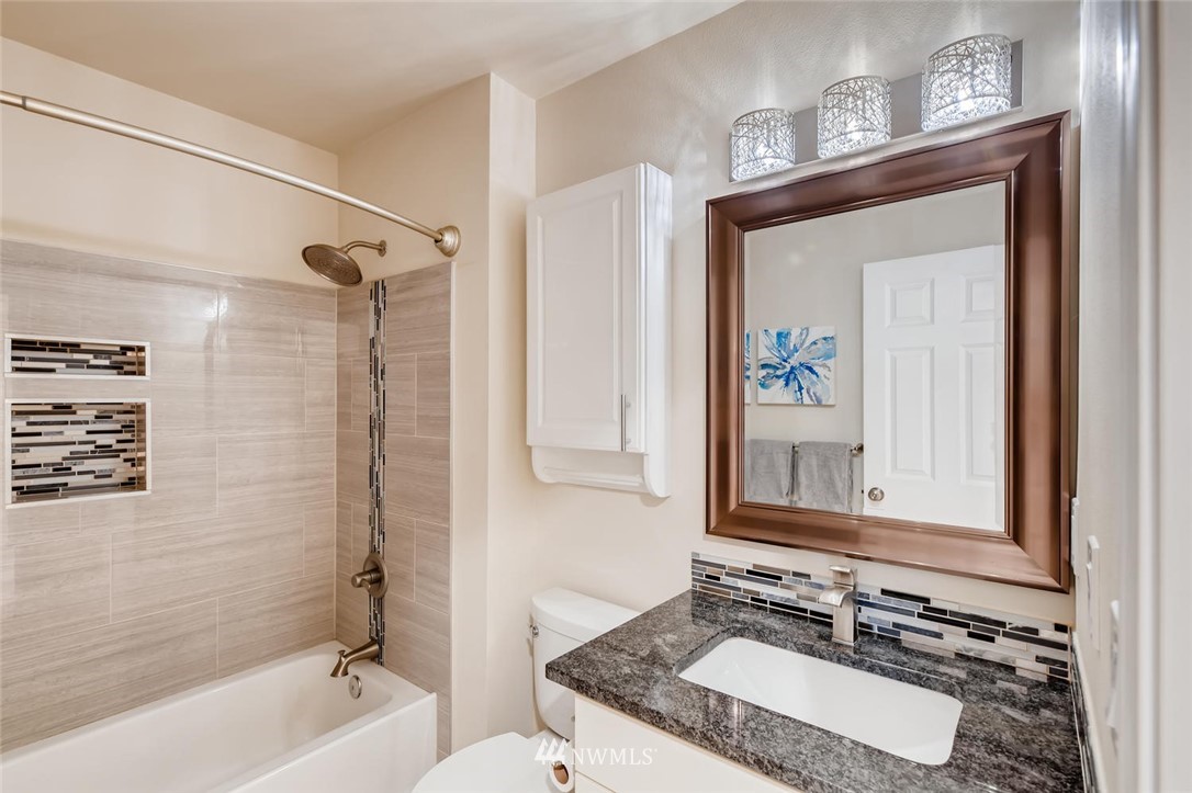 17533 110 Lane Southeast, Unit 17 Renton, WA 98055 - Photo 21 of 25 Gallery Image 21