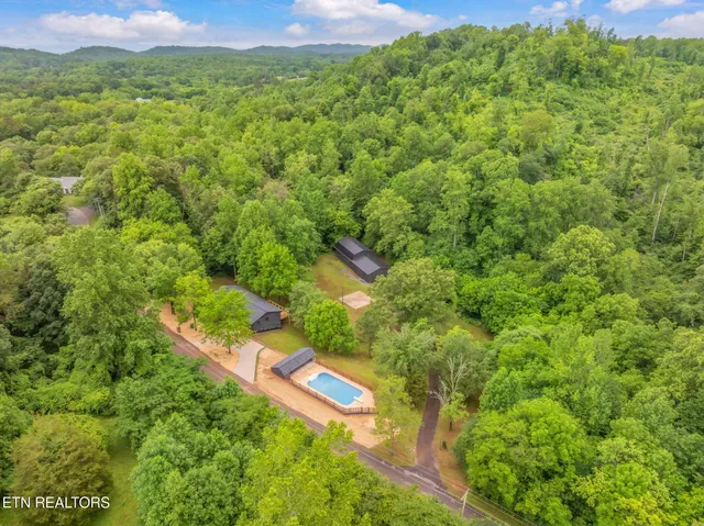 $579,900 | 826 Long Mill Road, Athens, TN 37303