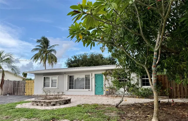$2,800 | 2730 Northeast 9th Terrace, Pompano Beach, FL 33064