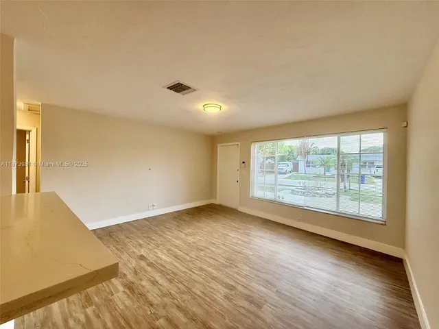 $2,800 | 2730 Northeast 9th Terrace, Pompano Beach, FL 33064