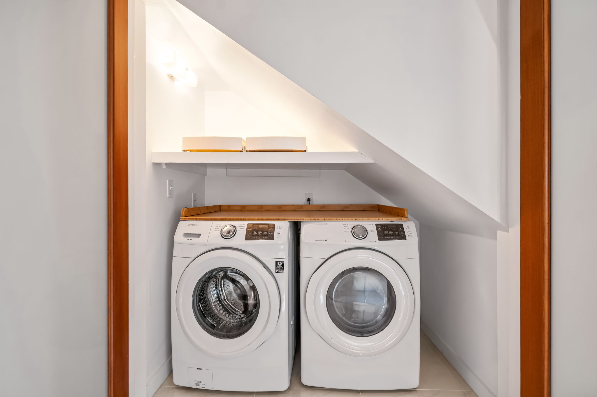 1700 Ravey Street, Unit A Austin, TX 78704 - Photo 33 of 40 Laundry area with separate washer and dryer