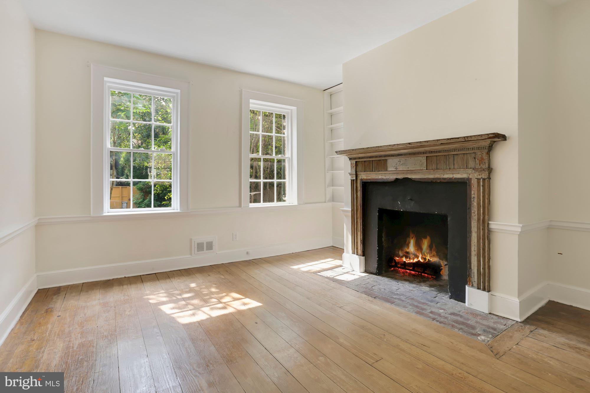 1068 30th Street Northwest Washington, DC 20007 - Photo 11 of 32 Office/Living Room